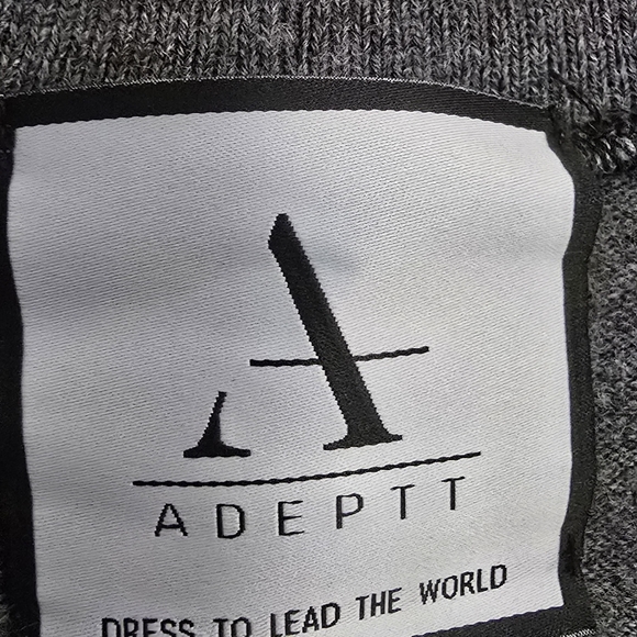 Dress or wear with leggings and tall boots ! Size Large. - Picture 2 of 2